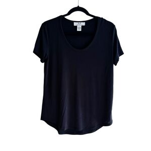 Magaschoni Rayon Scoop Neck Relaxed Fit T-Shirt